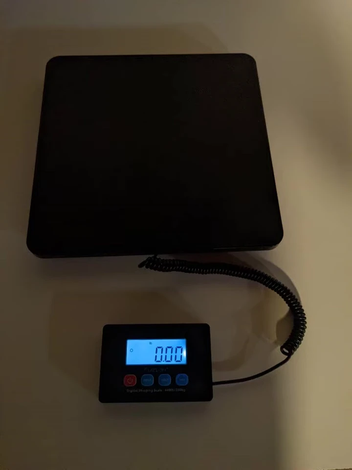 The scale showing the power options.