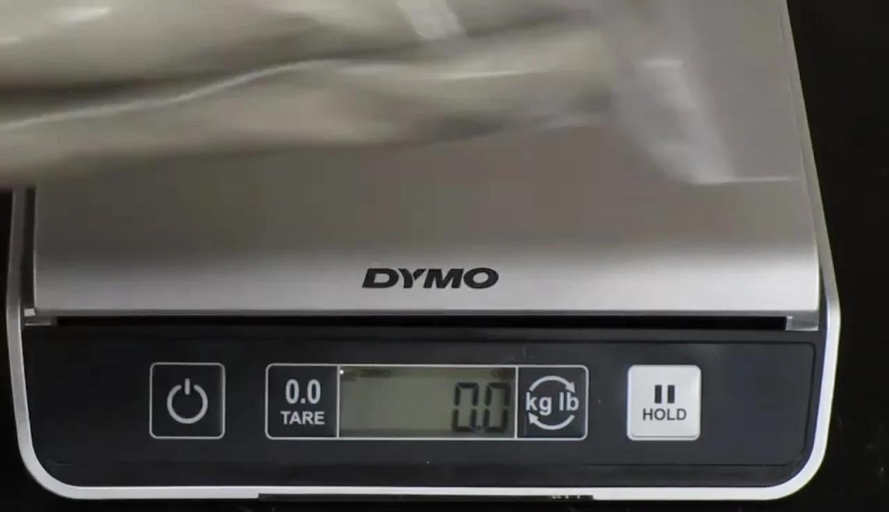 The scale showcasing the fast response time