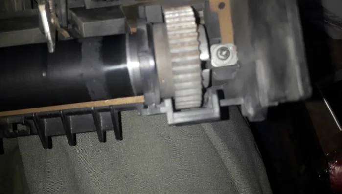 Open and clean the comb mechanism to remove any obstructions or stuck ink.