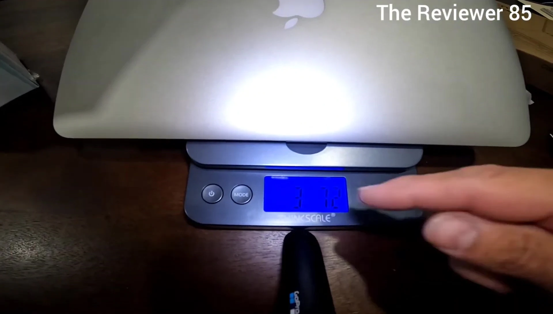 Weighing a laptop