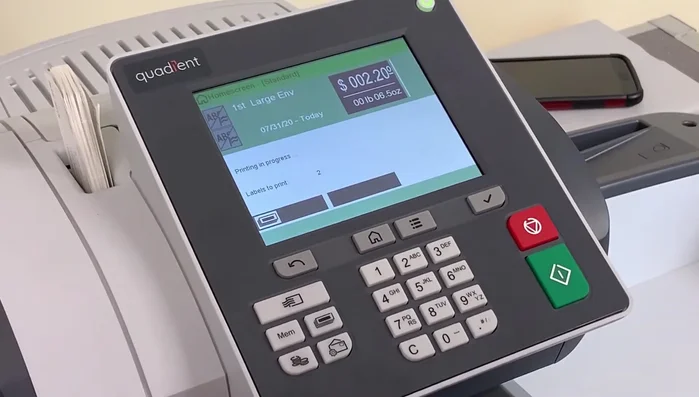 Press the green button to initiate printing.