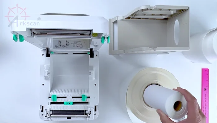 Insert the whole thing into the LP204 label holder.
