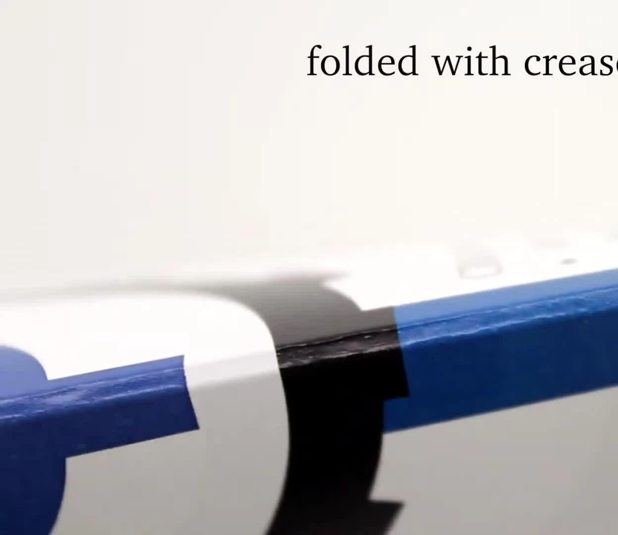 The CR828's creasing mechanism in action.