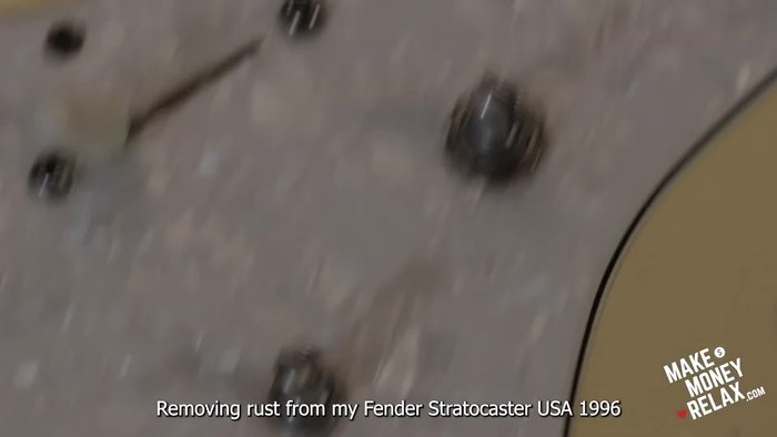 Soak screws in white vinegar for 24 hours to remove rust.