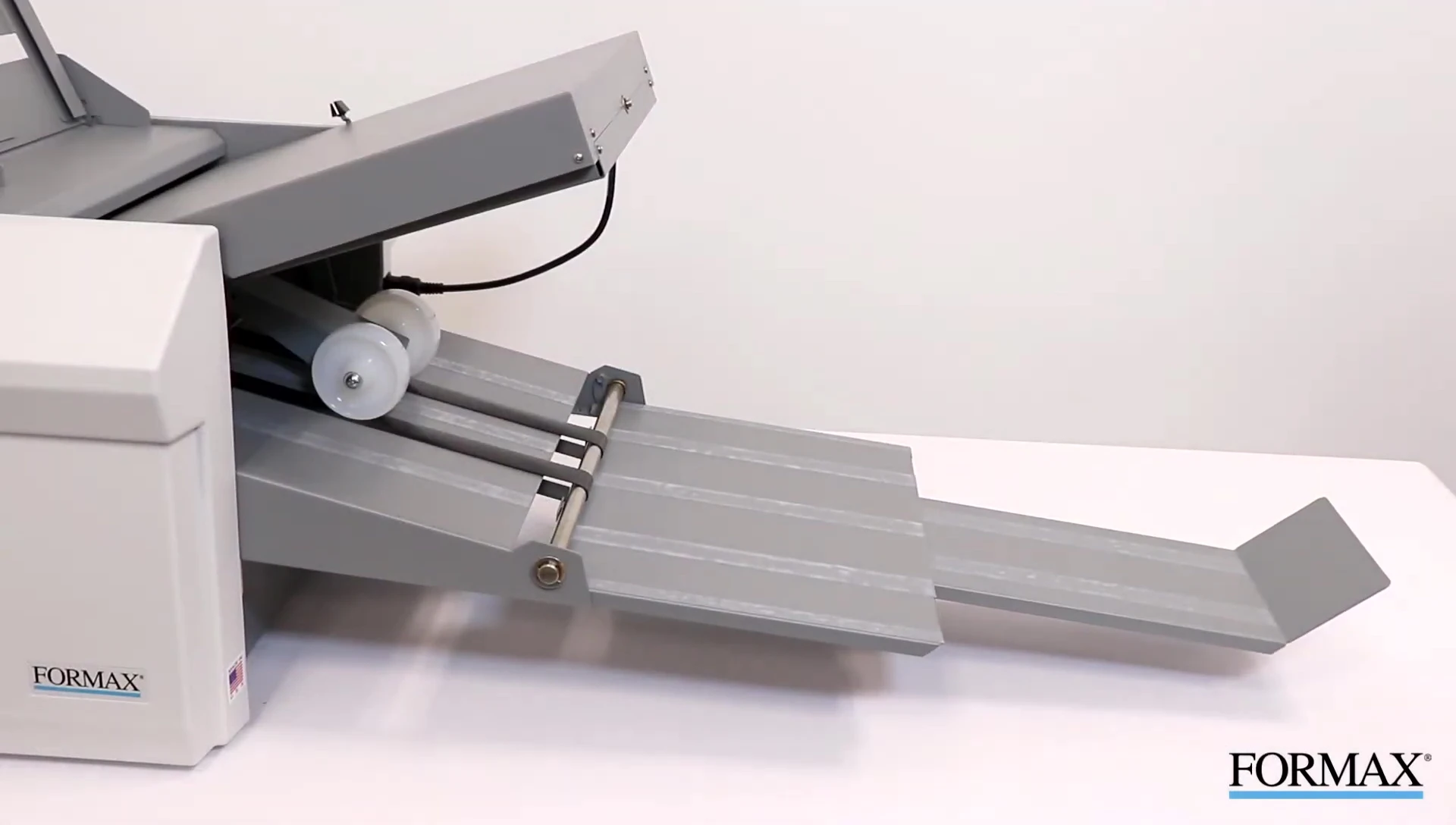 Screenshot displaying the telescoping outfeed conveyor stacker.