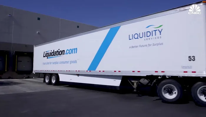 Grade and Resell (Amazon Renewed, Warehouse Deals, etc.)