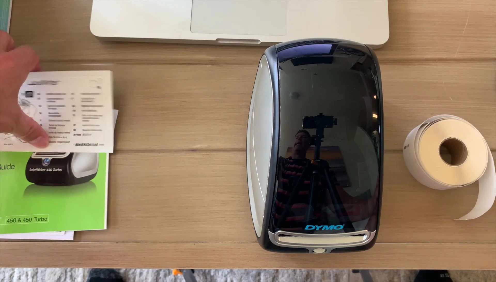 The cleaning card and quick start guide.