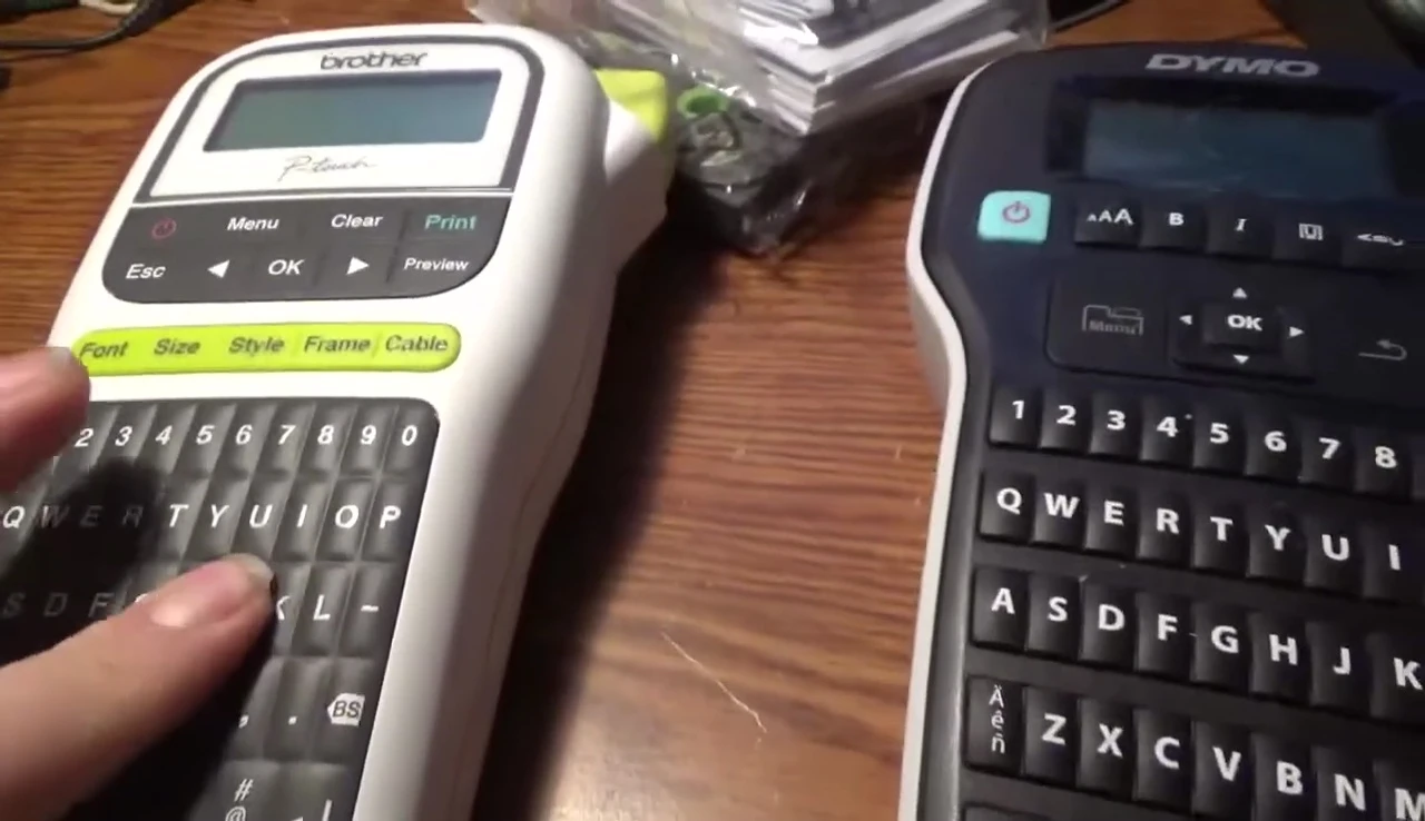 Comparison of the keyboard feel between DYMO and Brother