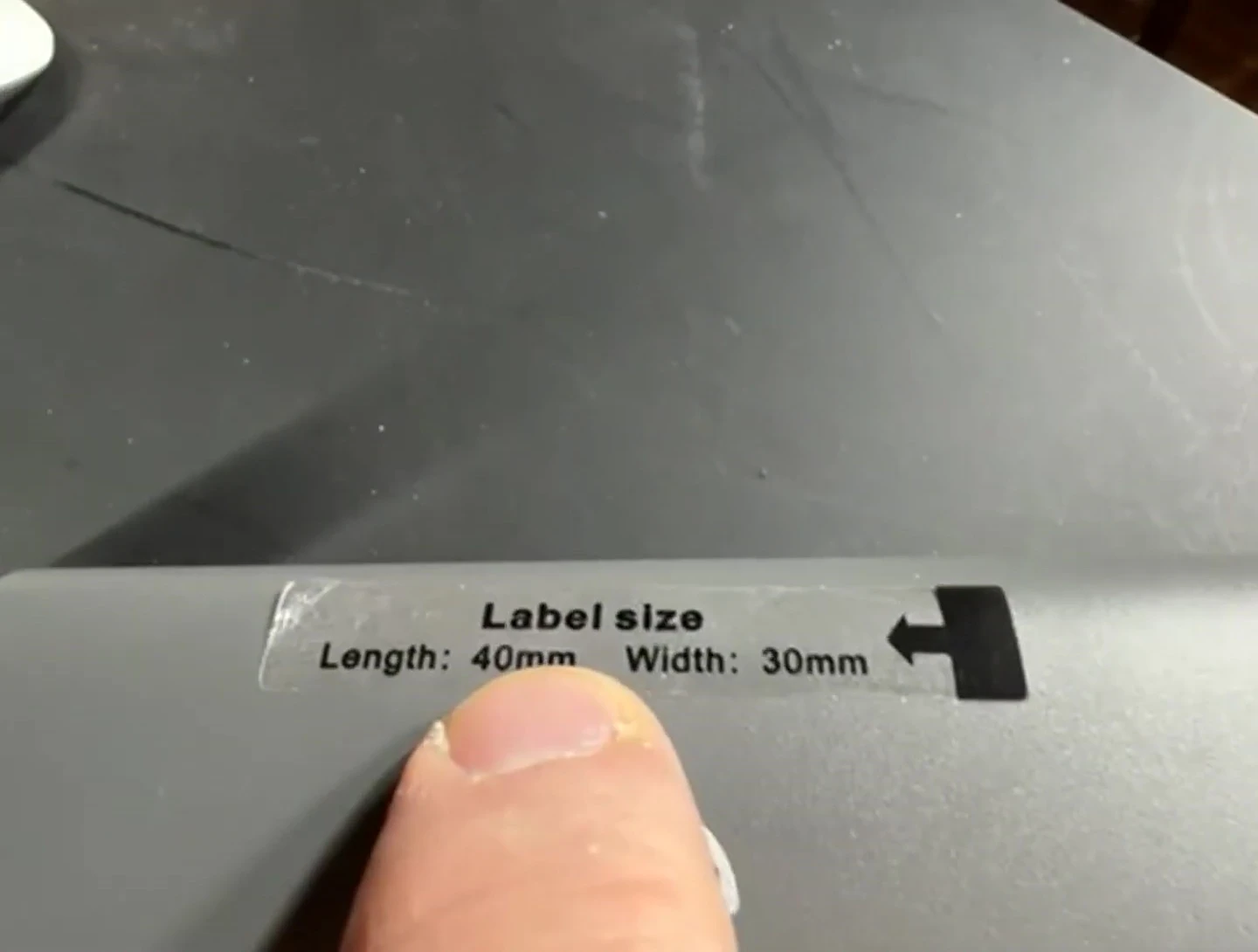 Close-up of the label dimensions.