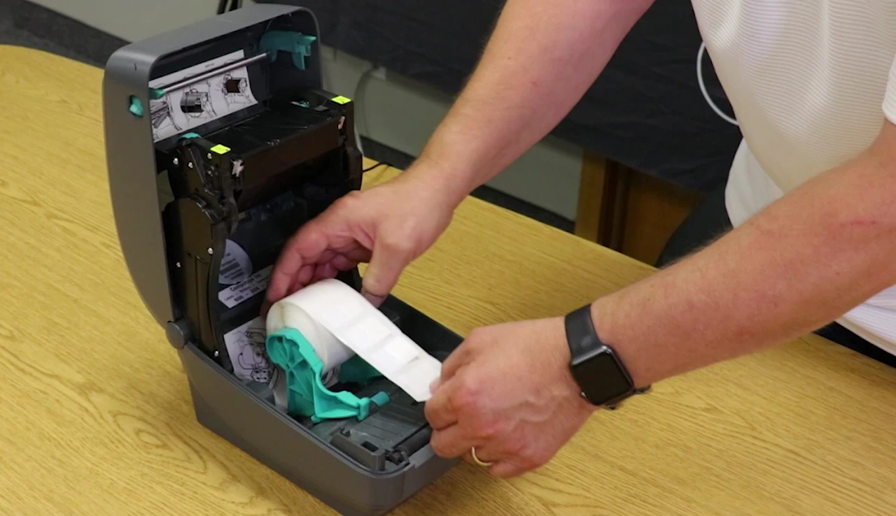 A shot showing the printer's lack of a display screen.